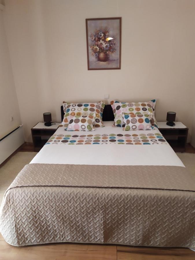 Apartment Zeljka Lovreta Макарська Екстер'єр фото